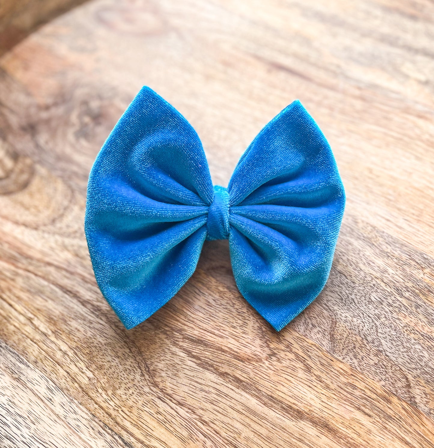 Pool Blue Velvet