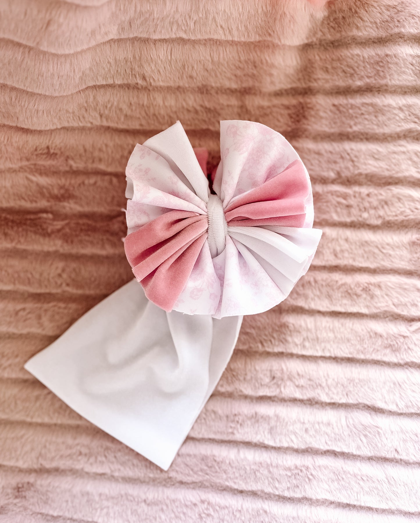 Sweetheart Toile Shredded Headwrap
