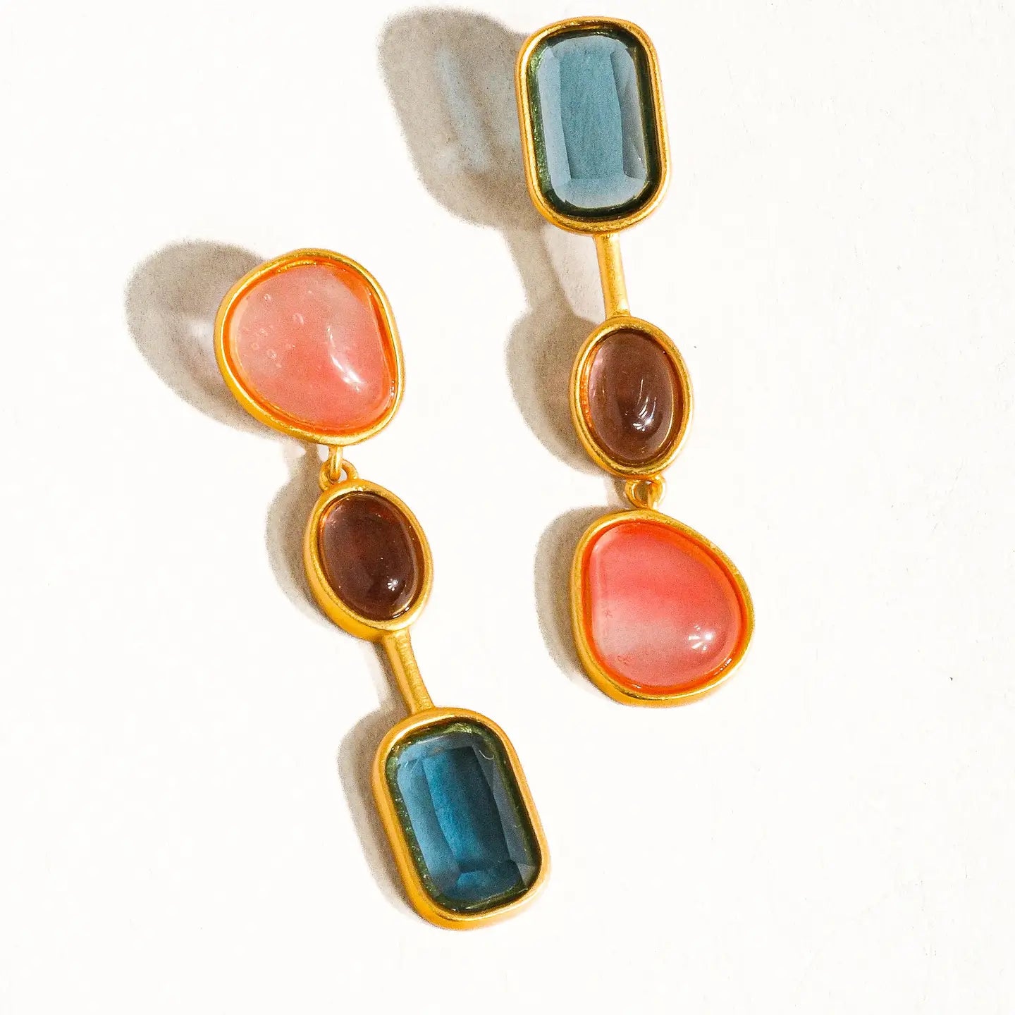 Delia 18K Gold Vintage Mismatch Drop Earring