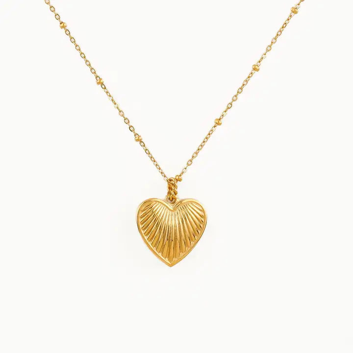 Amora 18K Gold Dainty Heart Necklace - preorder