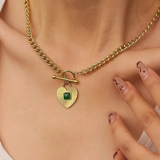 Après 18K Gold Non-Tarnish Green Heart Chain Necklace - preorder