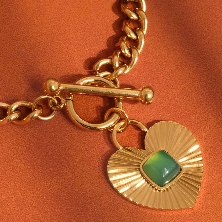 Après 18K Gold Non-Tarnish Green Heart Chain Necklace - preorder