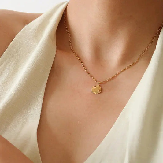 Miraz 18k Gold Non-Tarnish Round Sun Gaze Necklace