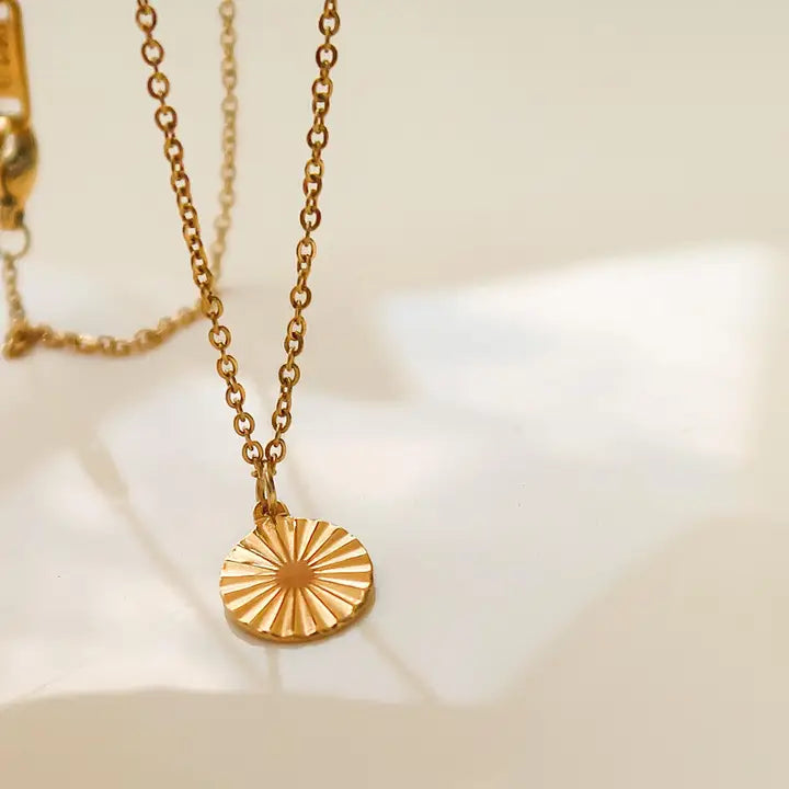 Miraz 18k Gold Non-Tarnish Round Sun Gaze Necklace