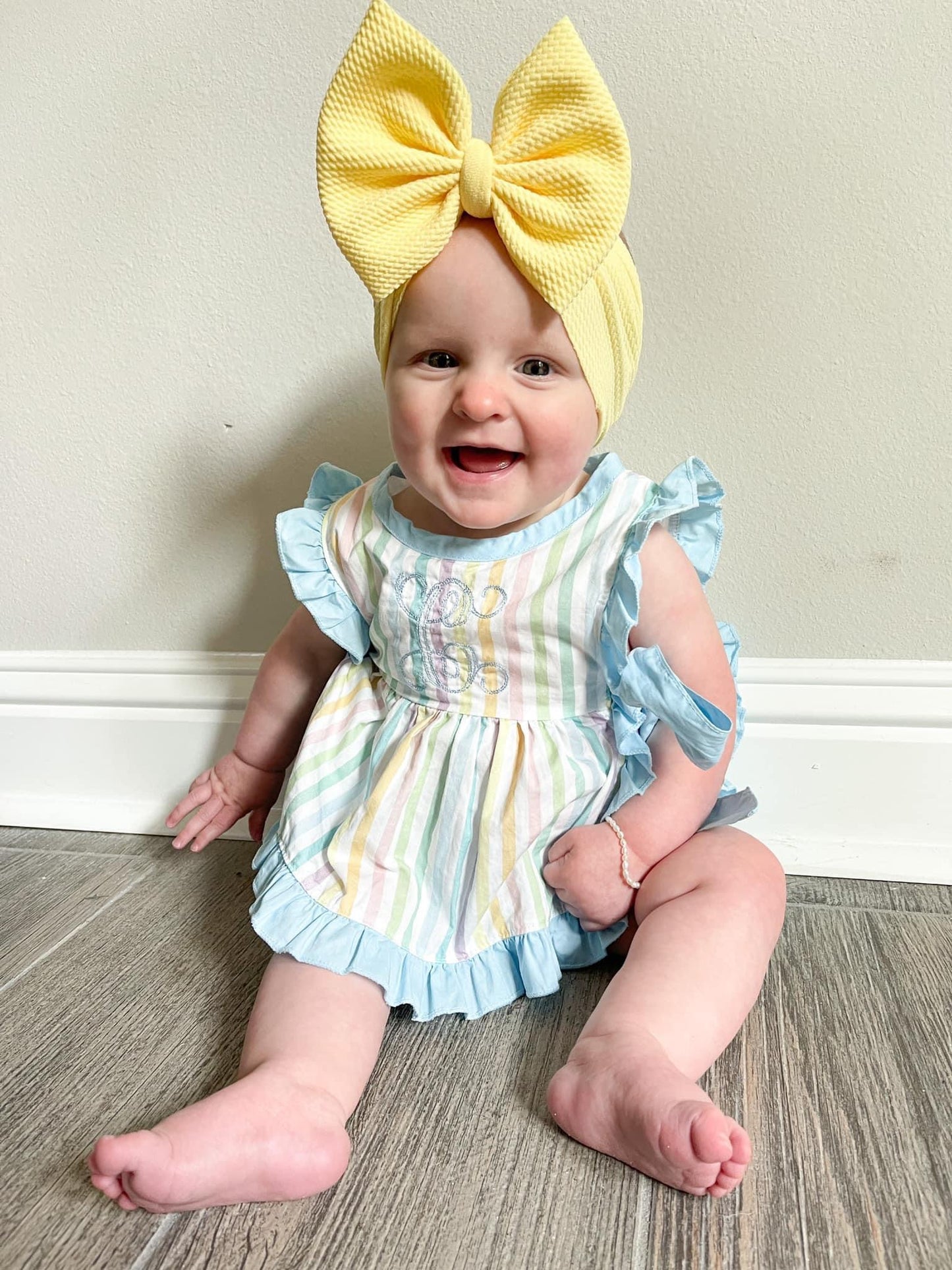 Sunnie Yellow
